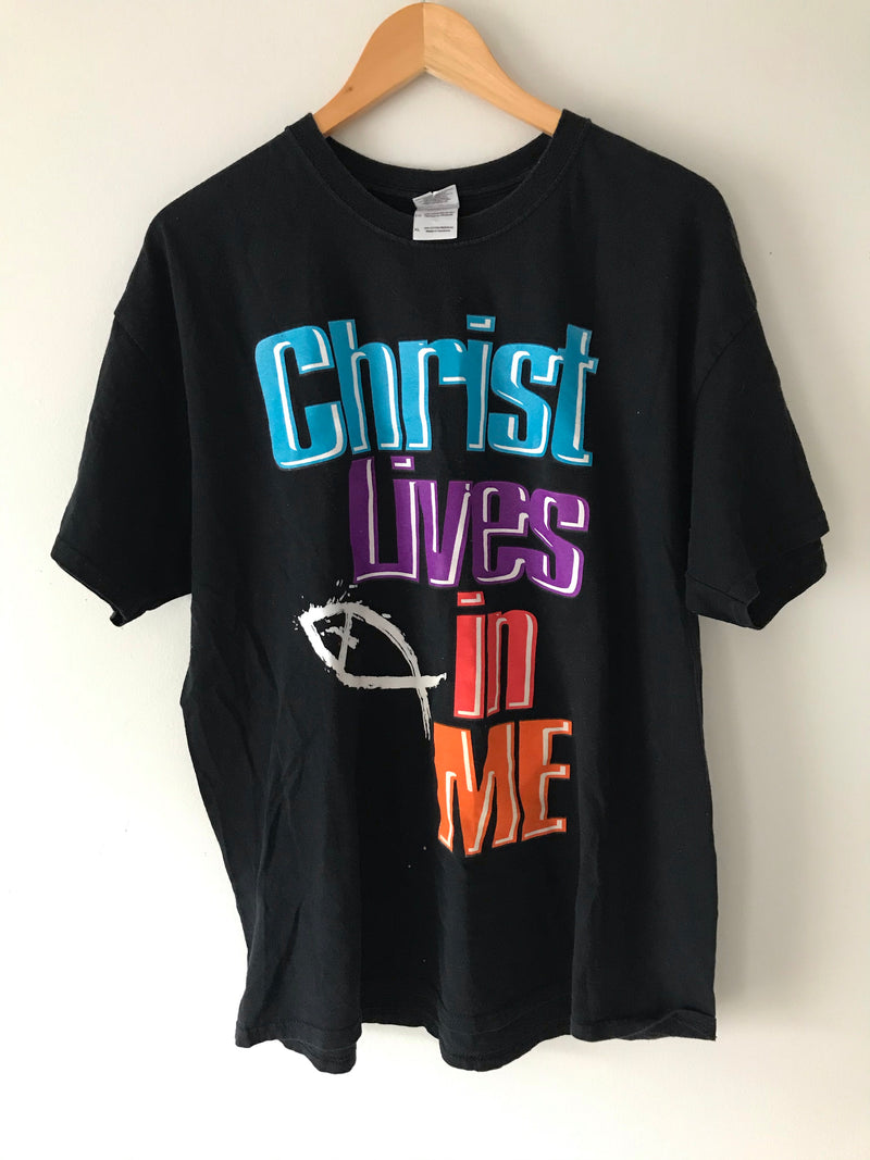 1990’s Christ Lives in Me Tee